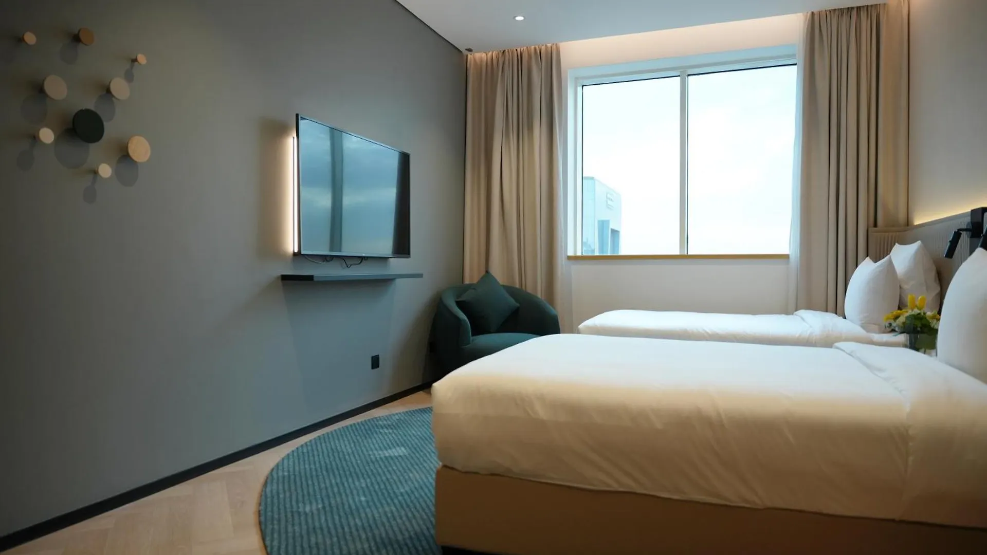 Novotel Riyadh Al Anoud 4*,