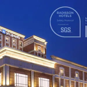radisson-blu-hotel-jeddah-al-salam.jeddahhotels.net/